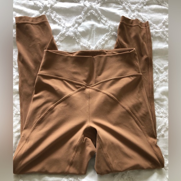 Lululemon Leggings, Size 6 - Picture 3 of 7